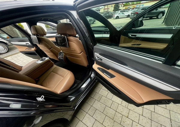 BMW Seria 7 cena 93900 przebieg: 289000, rok produkcji 2013 z Działdowo małe 742